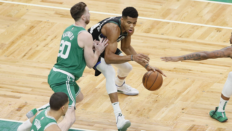 Boston Celtics forward Gordon Hayward and Milwaukee Bucks forward Giannis Antetokounmpo