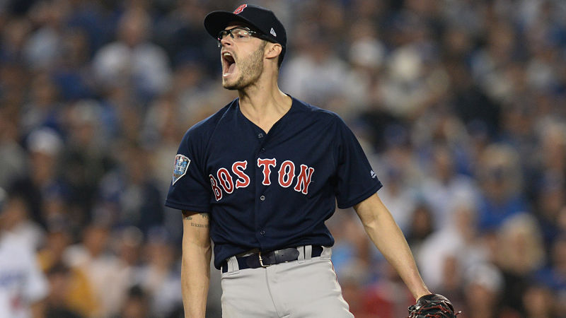 Los Angeles Dodgers pitcher Joe Kelly