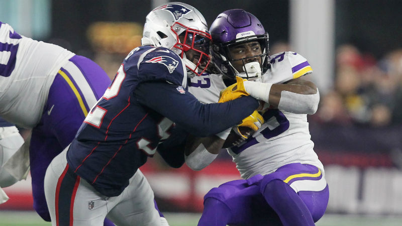 New England Patriots linebacker Elandon Roberts