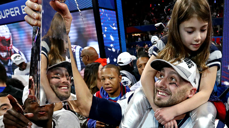 New England Patriots quarterback Brian Hoyer