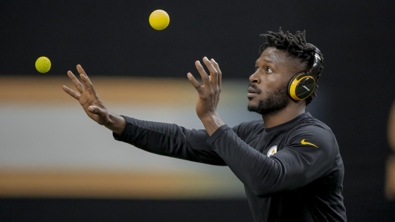 Pittsburgh Steelers wide receiver Antonio Brown