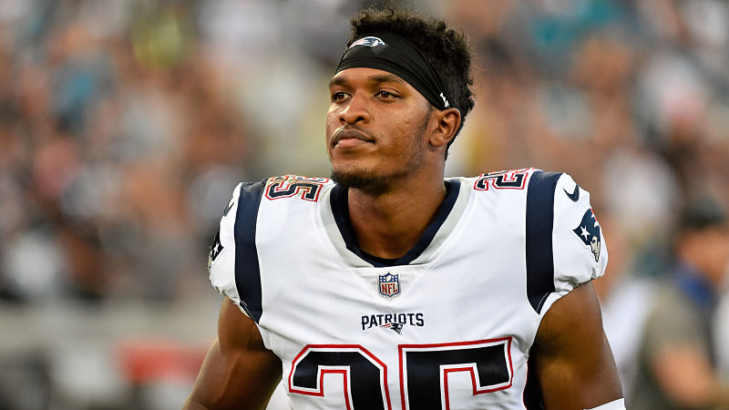 Ex-Patriots cornerback Eric Rowe