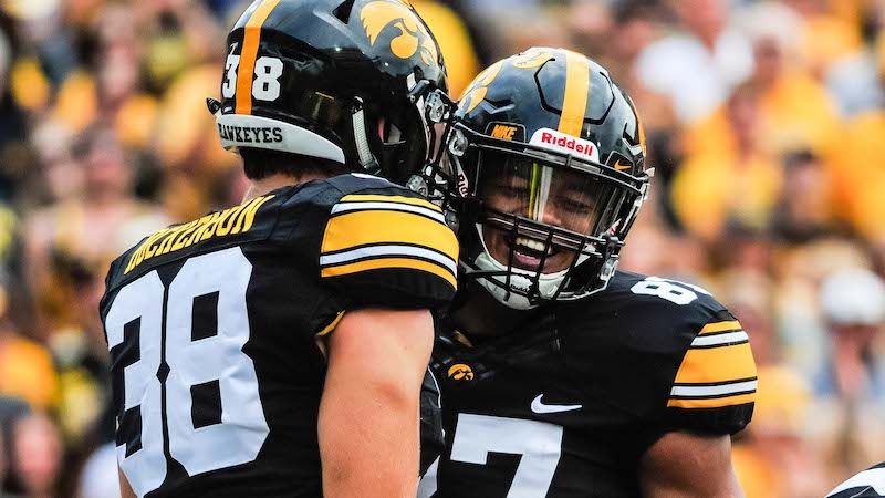 Iowa Hawkeyes tight end T.J. Hockenson (38) and tight end Noah Fant (87)