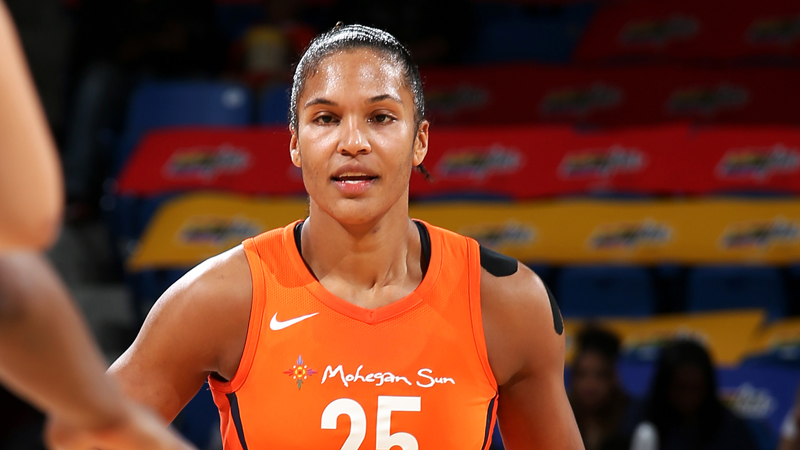 CT Sun forward Alyssa Thomas