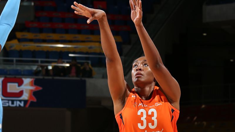 CT Sun forward Morgan Tuck