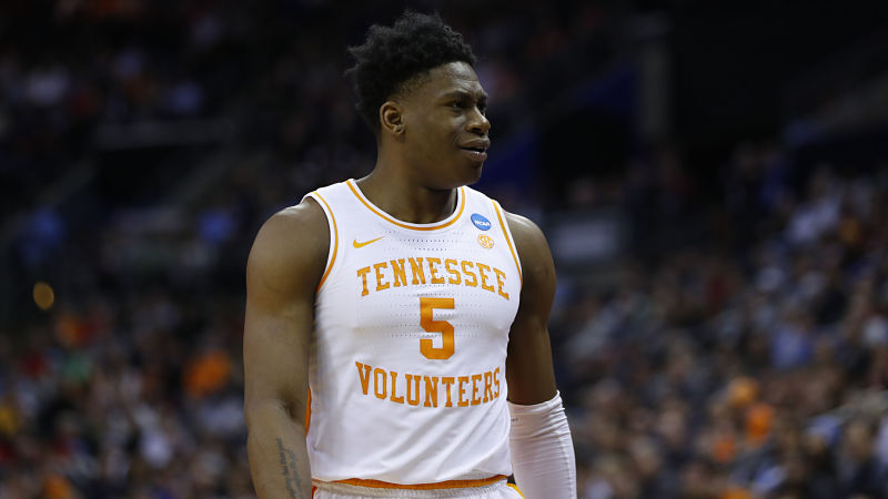 Tennessee Volunteers guard Admiral Schofield