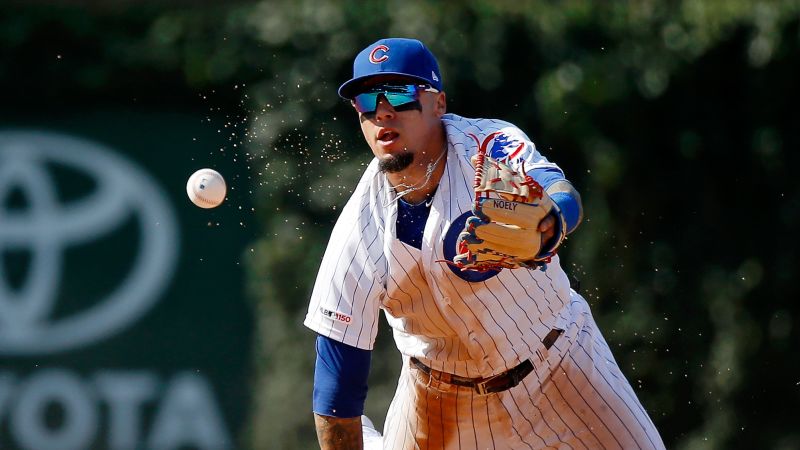 Javier Baez fields a groundball.