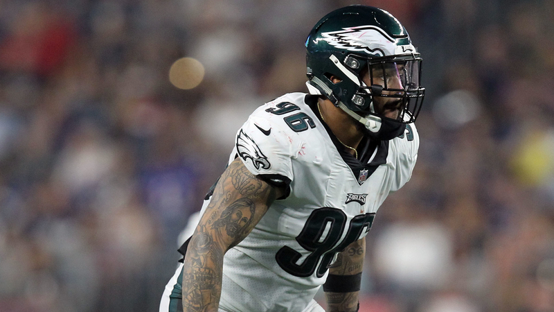 Eagled DE Derek Barnett