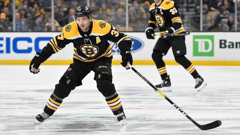 Boston Bruins center Patrice Bergeron (37)