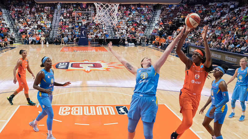 Connecticut Sun center Jonquel Jones