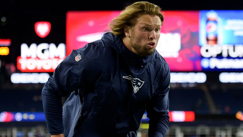 New England Patriots linebacker Chase Winovich