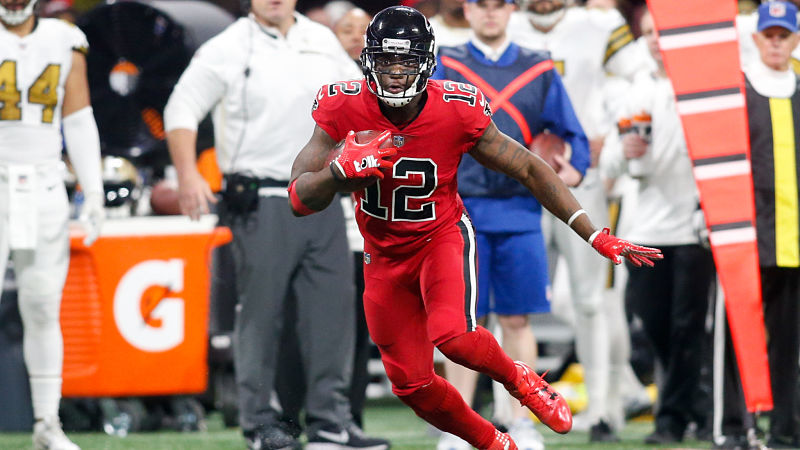 New England Patriots wide receiver Mohamed Sanu