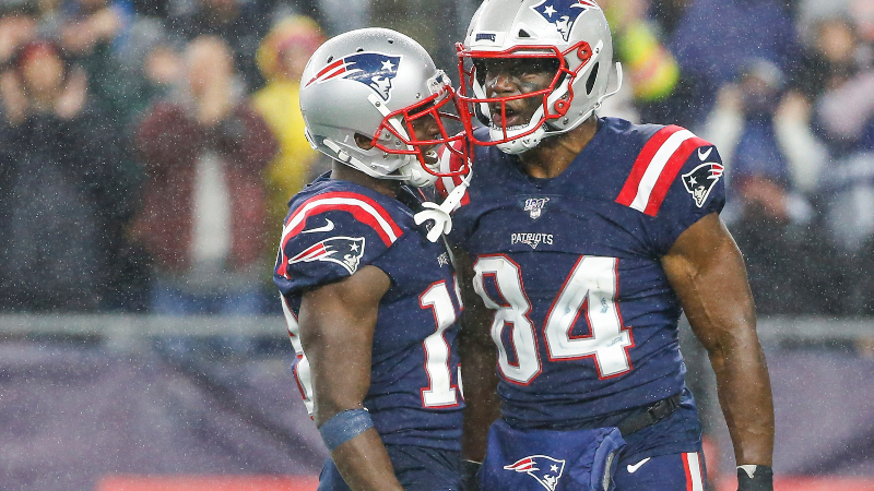 New England Patriots wide receiver Phillip Dorsett II (13) and tight end Ben Watson (84)