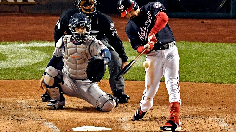MLB third baseman Anthony Rendon (6)