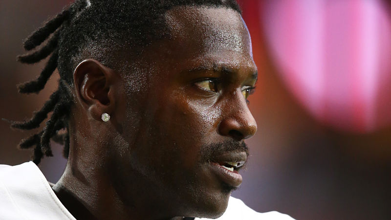 Free Agent wide receiver Antonio Brown