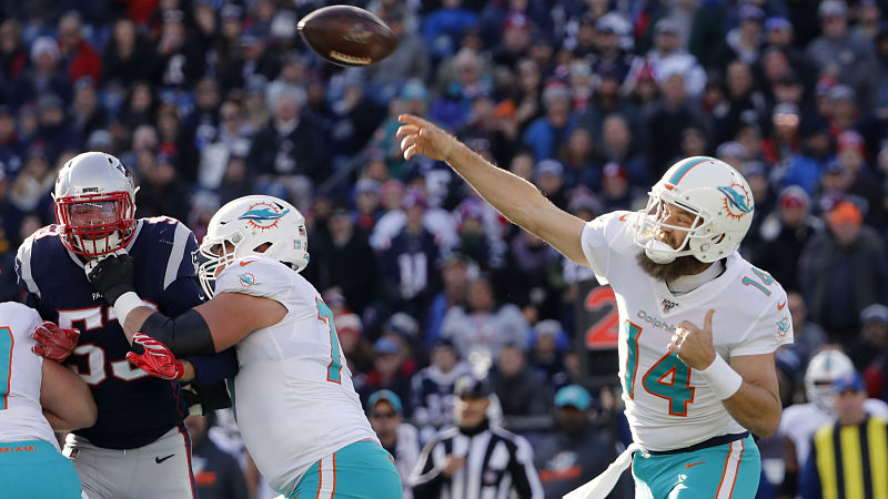 Miami Dolphins quarterback Ryan Fitzpatrick