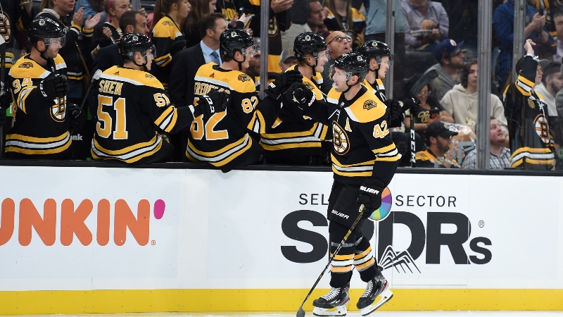 Former Boston Bruins right wing David Backes (42)