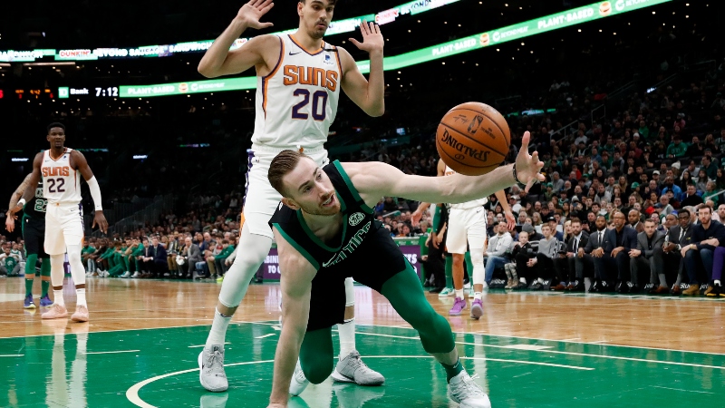 Boston Celtics forward Gordon Hayward (20) and Phoenix Suns forward Dario Saric (20)