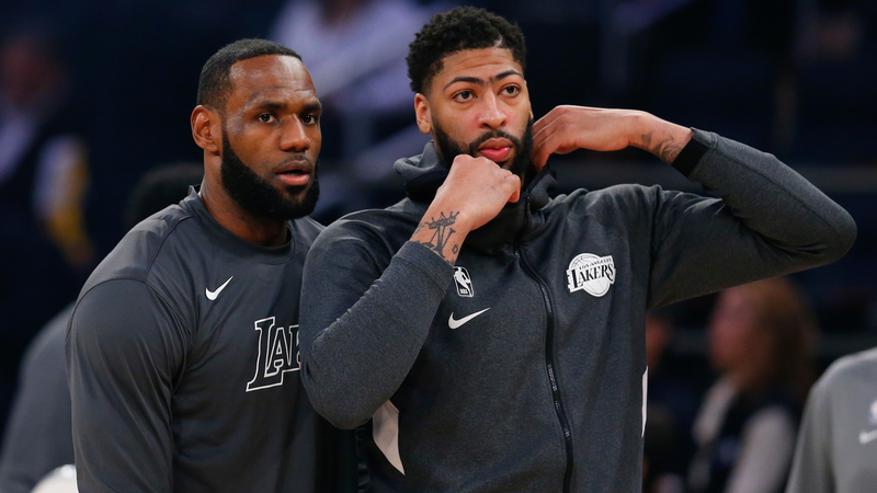 Los Angeles Lakers' LeBron James, Anthony Davis