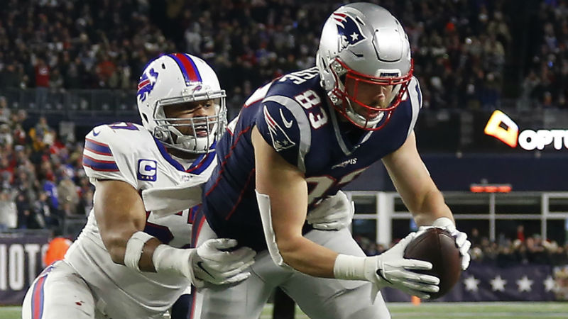 New England Patriots tight end Matt LaCosse