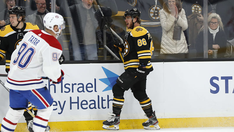 Boston Bruins right wing David Pastrnak