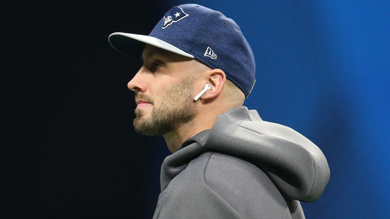 New England Patriots quarterback Brian Hoyer