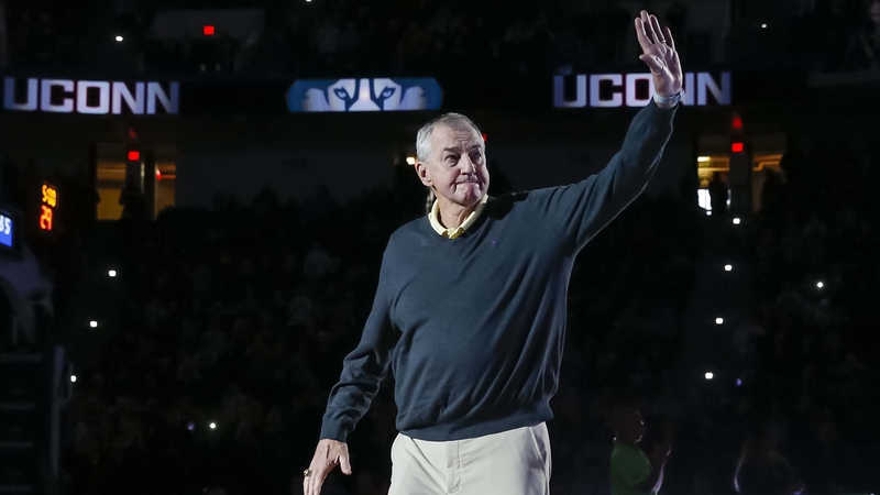 Hall of Fame basketball coach Jim Calhoun