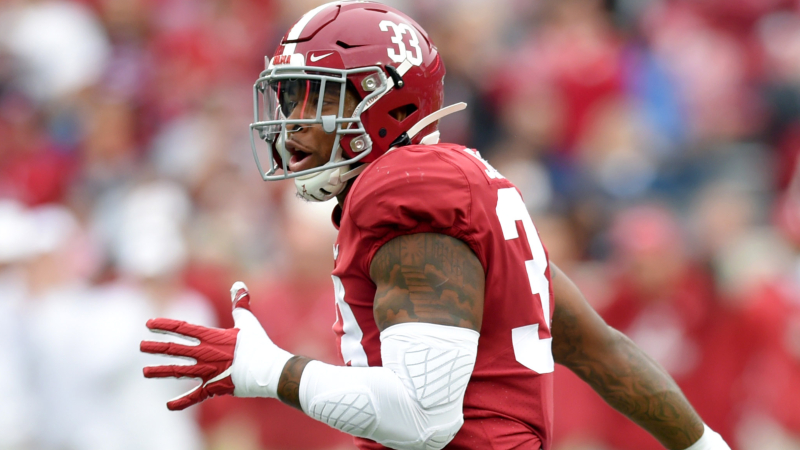 Alabama Crimson Tide linebacker Anfernee Jennings