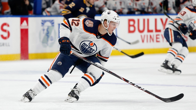 Edmonton Oilers forward Colby Cave