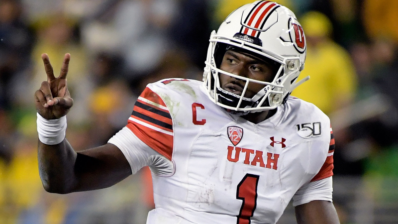 Utah Utes quarterback Tyler Huntley