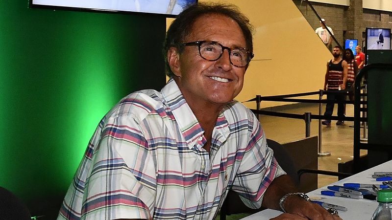 Former MLB player Fred Lynn