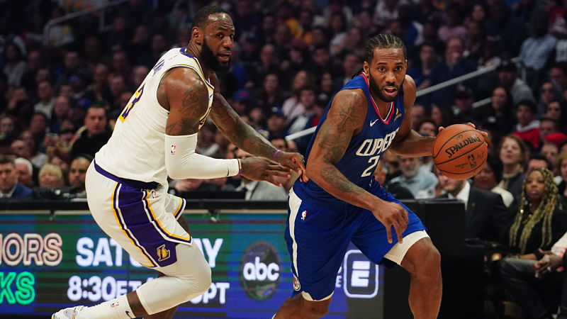Los Angeles Lakers forward LeBron James and Los Angeles Clippers forward Kawhi Leonard