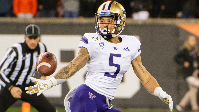 Washington Huskies wide receiver Andre Baccellia