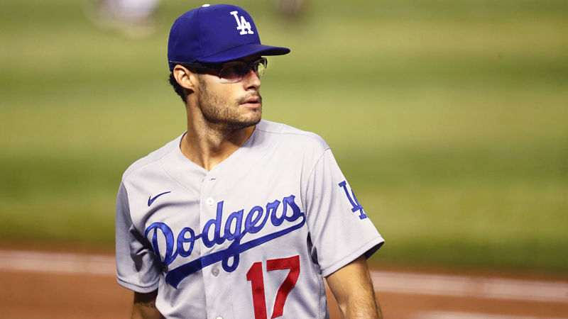 Los Angeles Dodgers pitcher Joe Kelly
