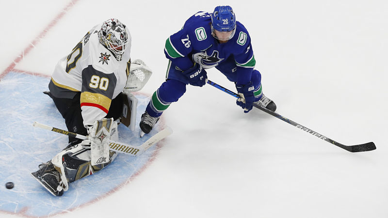 Vegas Golden Knights goalie Robin Lehner