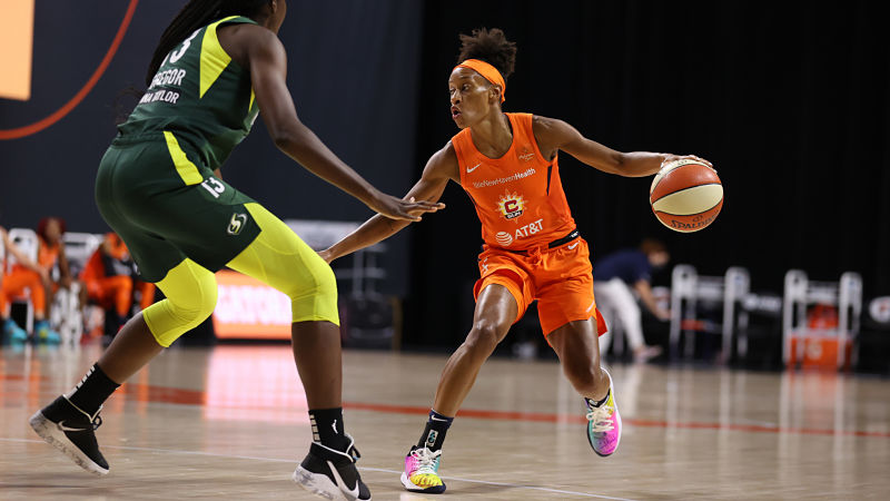 Connecticut Sun captain Jasmine Thomas