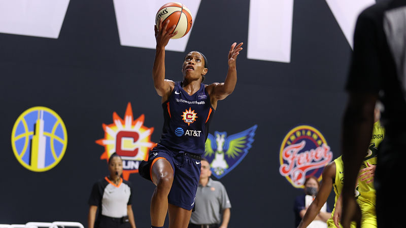 Connecticut Sun captain Jasmine Thomas