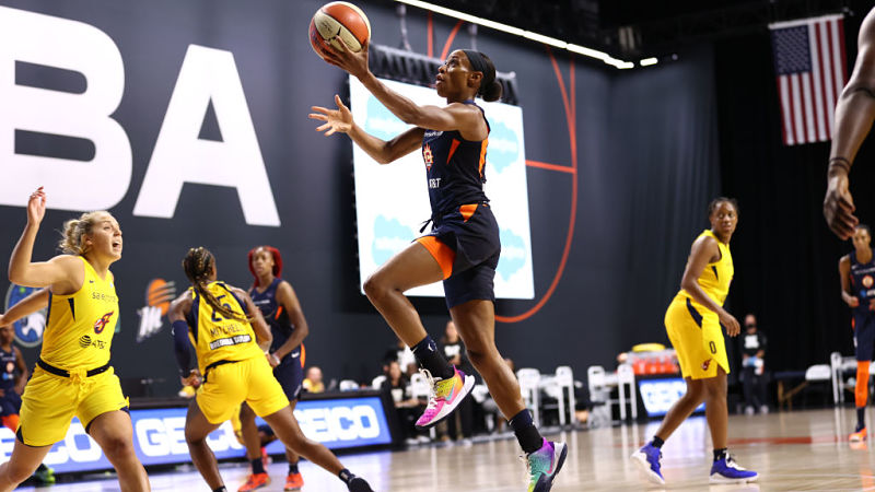 Connecticut Sun captain Jasmine Thomas