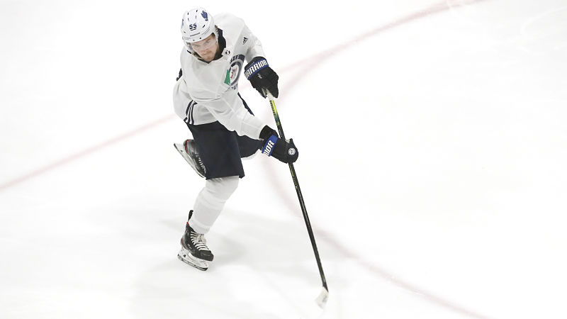 Winnipeg Jets center Mark Scheifele