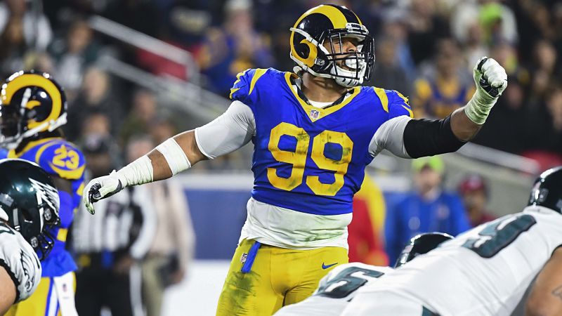 Los Angeles Rams defensive end Aaron Donald