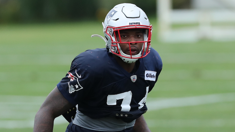 Patriots linebacker Anfernee Jennings