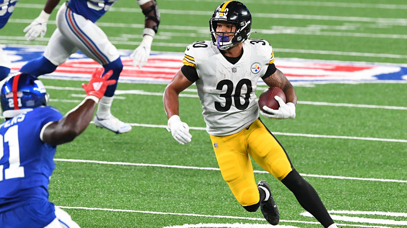 Pittsburgh Steelers running back James Conner
