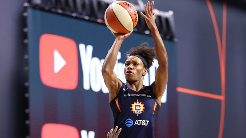 Connecticut Sun captain Jasmine Thomas