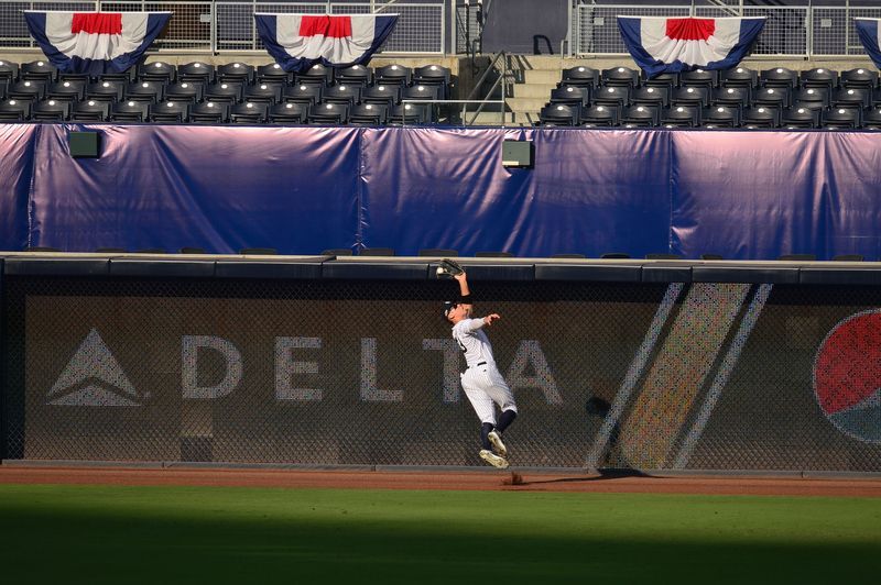 New York Yankees right fielder Aaron Judge