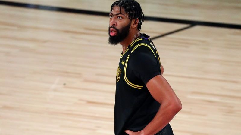 Los Angeles Lakers forward Anthony Davis