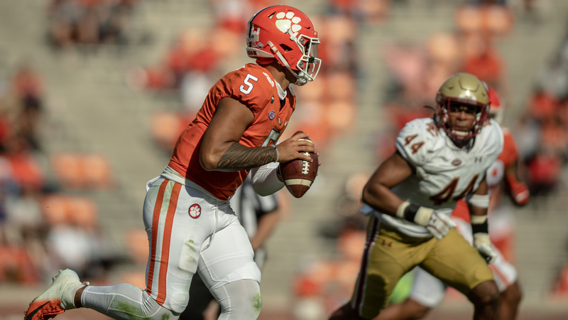 Clemson Tigers Quarterback D.J. Uiagalelei