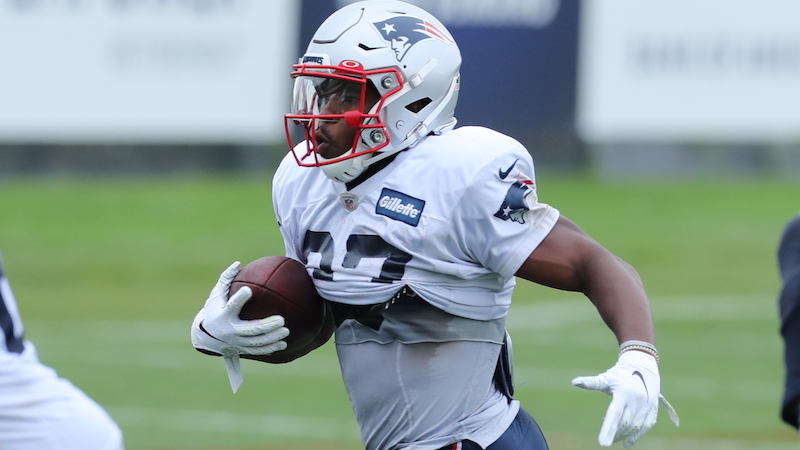 Patriots running back Damien Harris