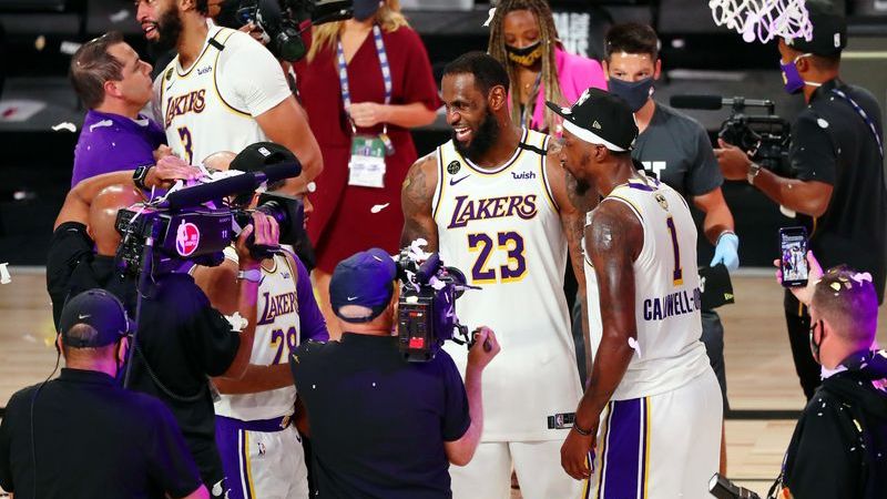 Los Angeles Lakers forward LeBron James