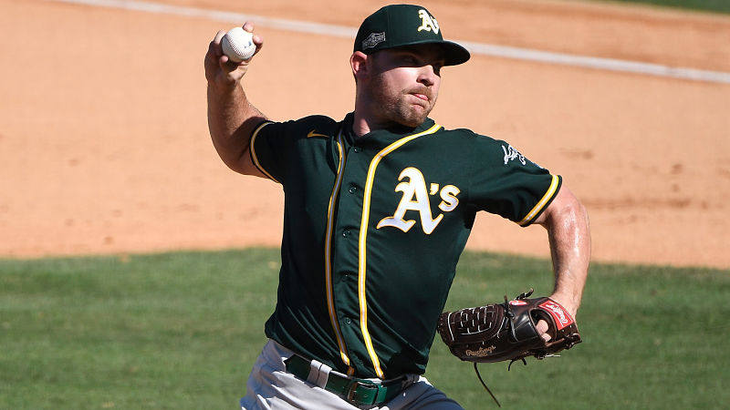 MLB reliever Liam Hendriks
