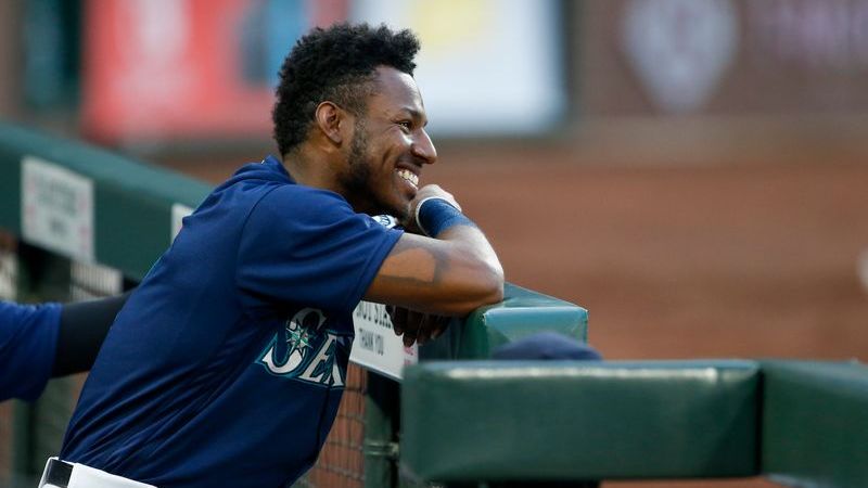 Seattle Mariners center fielder Kyle Lewis